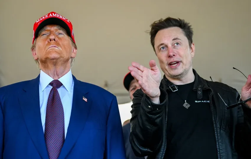 Você pode ficar o quanto quiser, diz Trump a Musk, que se afasta de Washington