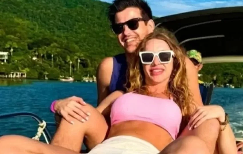  Acidente em Santa Catarina mata casal que trocava pneu em rodovia